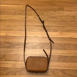 GAP brown fo leather purse